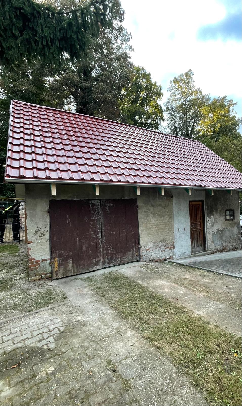 Po - Wymiana pokrycia dachowego na budynku gospodarczym